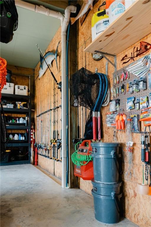 299 Bay Dr, Palacios, TX 77465 - view of storage area