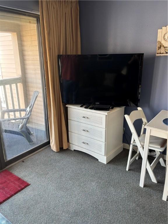 3938 Surfside Blvd Unit 2235, Corpus Christi, TX 78402 - bedroom featuring carpet floors