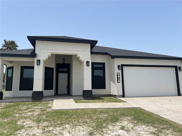 view of front facade with a garage