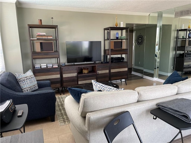 715 S Upper Broadway St Unit 202, Corpus Christi, TX 78401 - living room featuring ornamental molding