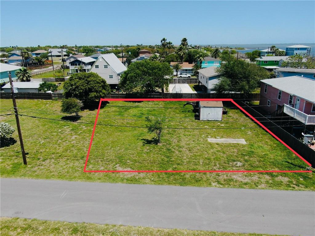 122 Riviera Dr, Corpus Christi, TX 78418 - photo 2