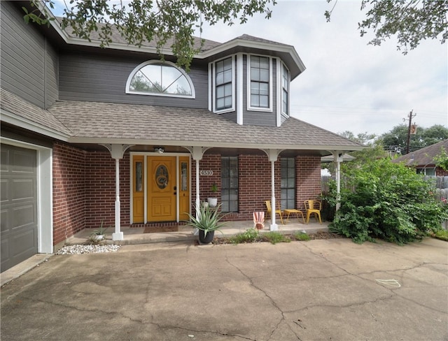 view of front of house featuring a porch