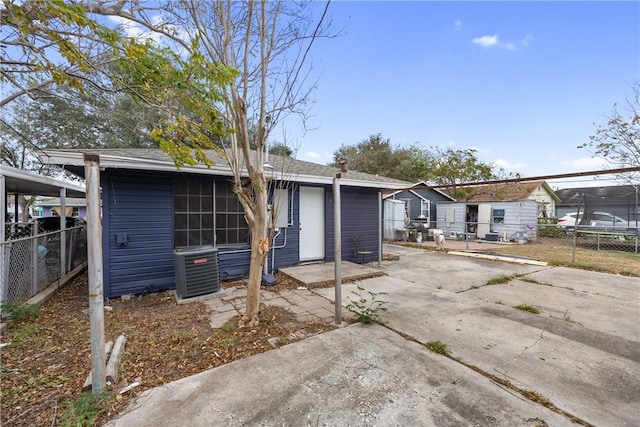 3033 Elgin St, Corpus Christi, TX 78405 - back of house featuring a patio area