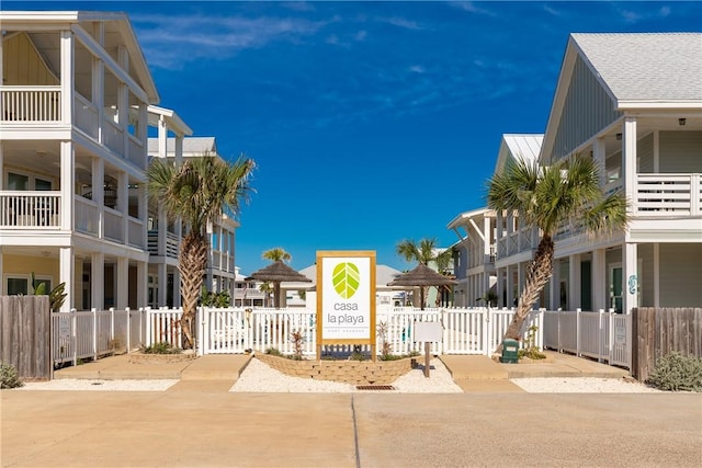 Listing photo 2 for 4903 State Highway 361 Unit 9, Port Aransas TX 78373