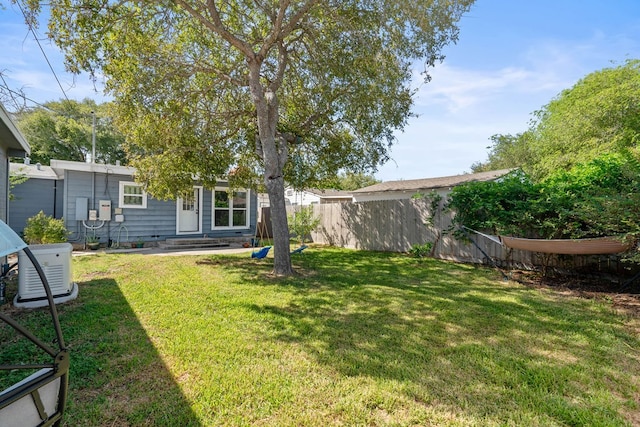 view of yard with a patio