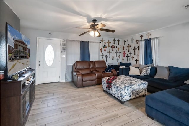 1628 S Kossuth St, Rockport, TX 78382 - photo 4
