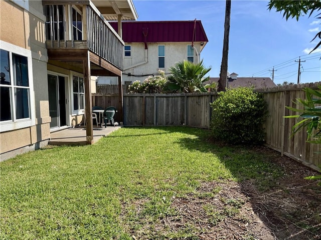 15125 Leeward Dr Unit 10, Corpus Christi, TX 78418 - fenced backyard featuring a balcony and a patio area