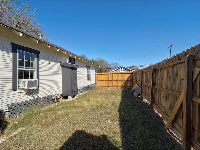 view of yard featuring cooling unit