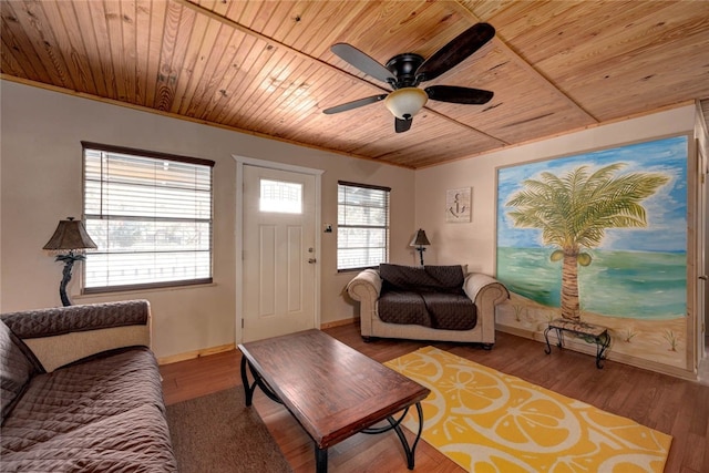 713 N Kossuth St, Rockport, TX 78382