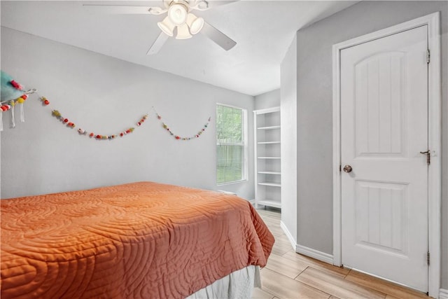 4430 Mistletoe Dr, Corpus Christi, TX 78411 - bedroom with light wood-type flooring and a ceiling fan