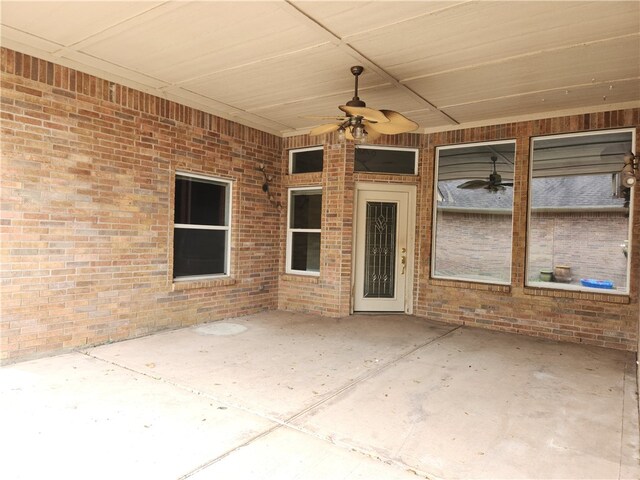 view of patio with ceiling fan