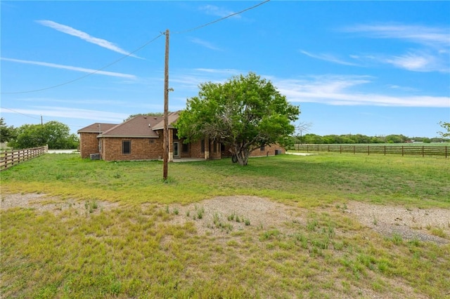 view of yard featuring fence
