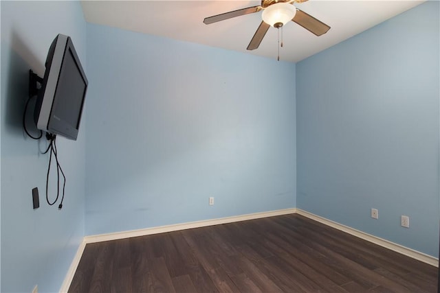 6825 Old Square Dr, Corpus Christi, TX 78414 - spare room with wood finished floors and a ceiling fan