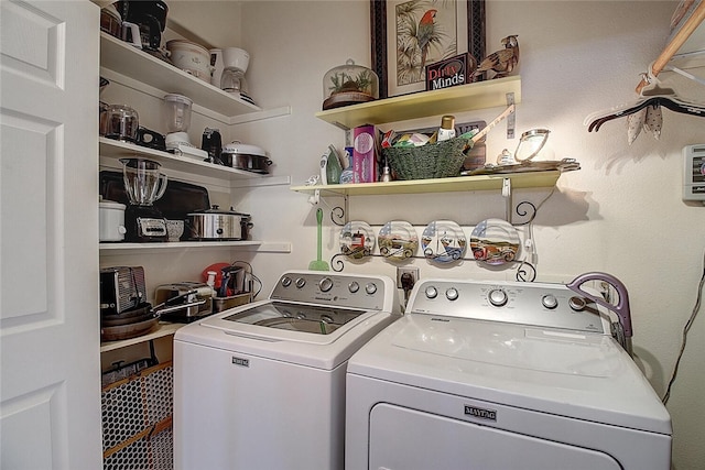 141 Mustang Royale Blvd, Port Aransas, TX 78373 - laundry area featuring washer and clothes dryer