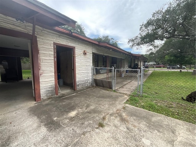 3128 Hackberry Ave, Ingleside, TX 78362 - view of stable