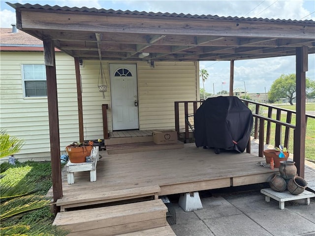 101 E Joyce St, Bishop, TX 78343 - wooden deck with grilling area