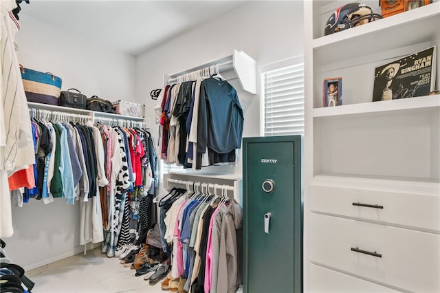 view of walk in closet