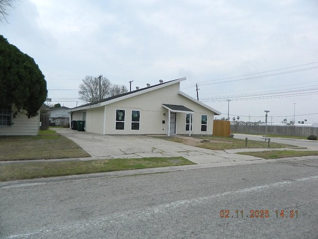 view of ranch-style home