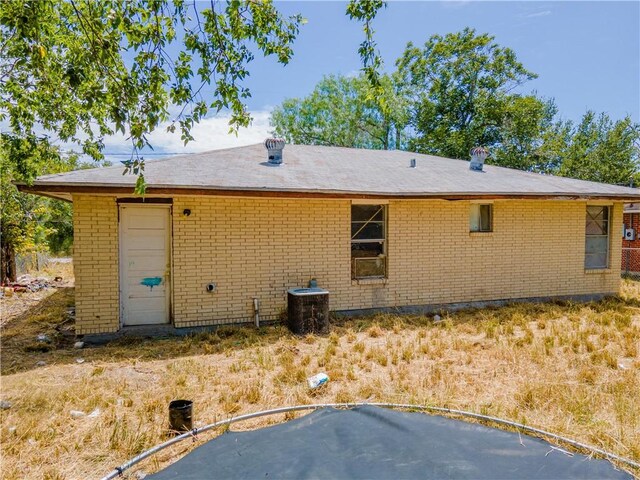 205 Brazos St, George West, TX 78102 - photo 18