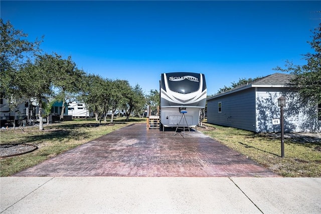 Listing photo 3 for 91 Augusta Cir, Aransas Pass TX 78336