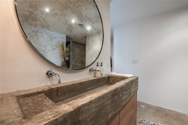901 N Upper Broadway St Unit 206, Corpus Christi, TX 78401 - bathroom with vanity