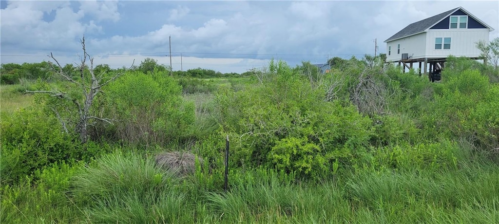 443 Forest Oak, Rockport, TX 78382 - photo 2