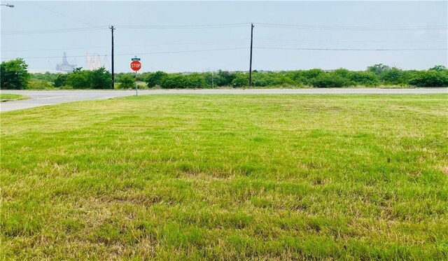 Listing photo 3 for 000 Main St, Ingleside TX 78362