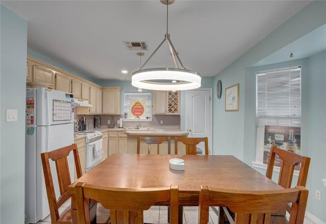 7313 Prairie Dr, Corpus Christi, TX 78413 - dining room with baseboards