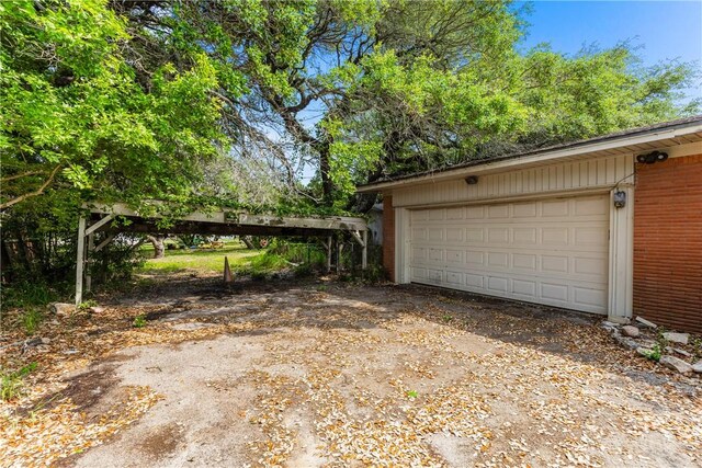 1325 S Whitney St, Aransas Pass, TX 78336 - view of garage