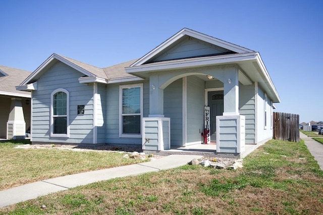 view of front of house with a front lawn