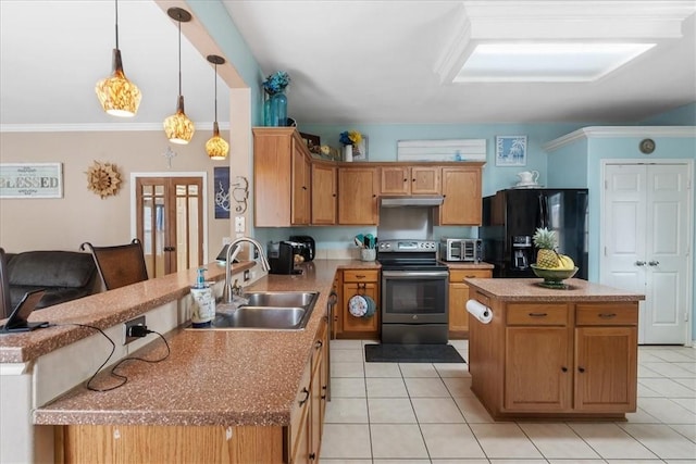 6517 Marblewing Dr, Corpus Christi, TX 78414 - kitchen featuring stainless steel electric stove, black refrigerator with ice dispenser, under cabinet range hood, a sink, and light tile patterned flooring