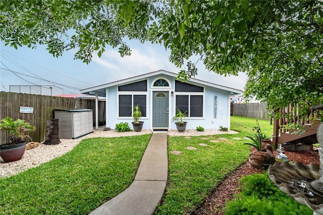 view of front of property with stucco siding