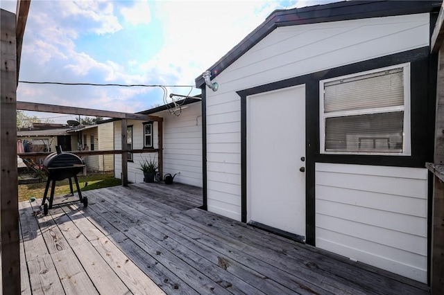 deck with grilling area