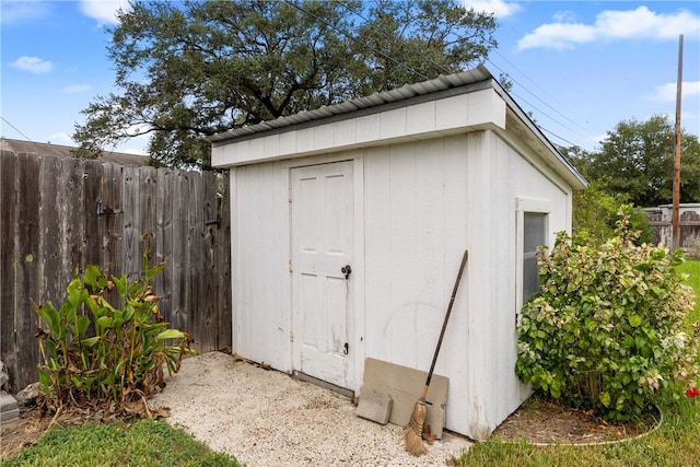 view of outbuilding