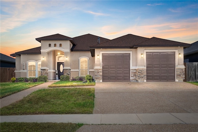 view of front facade with a garage