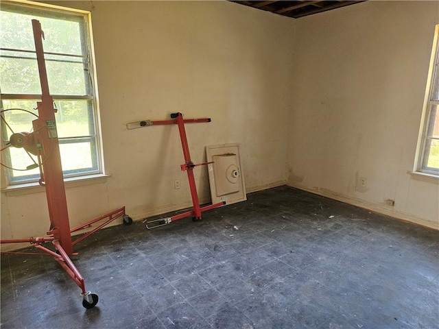 909 Johnson St, Woodsboro, TX 78393 - spare room with plenty of natural light