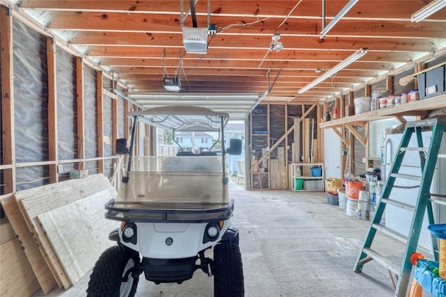 4034 Laguna Shores Rd, Corpus Christi, TX 78418 - garage featuring a garage door opener