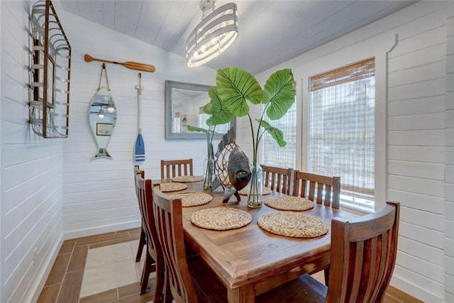 4034 Laguna Shores Rd, Corpus Christi, TX 78418 - dining area featuring lofted ceiling