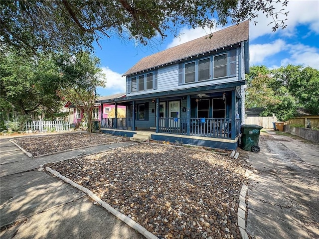 view of front facade with covered porch