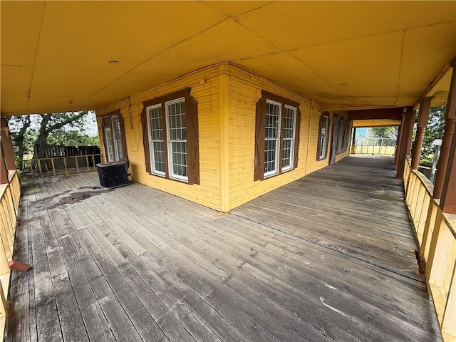 deck featuring cooling unit