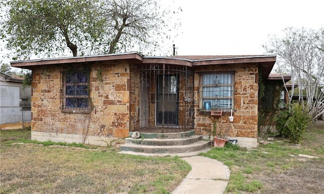 view of front facade