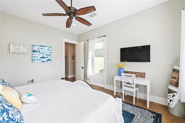 bedroom featuring ceiling fan