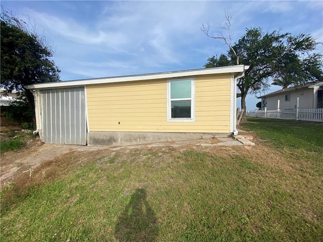 exterior space featuring fence