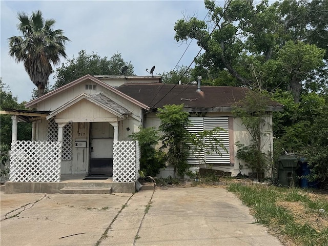 717 25th St, Corpus Christi, TX 78405 - view of front of home