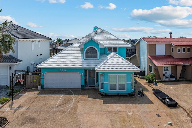 view of front facade with a garage