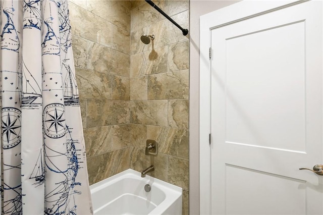 110 Keewaydin Ln, Port Aransas, TX 78373 - full bathroom featuring shower / tub combo