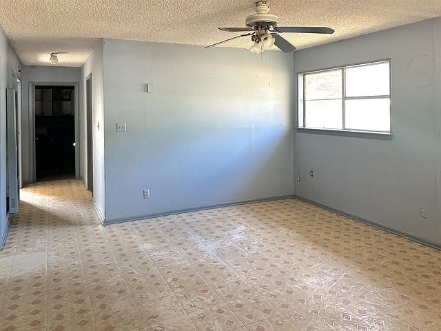 1201 Florida St, Pleasanton, TX 78064 - photo 6