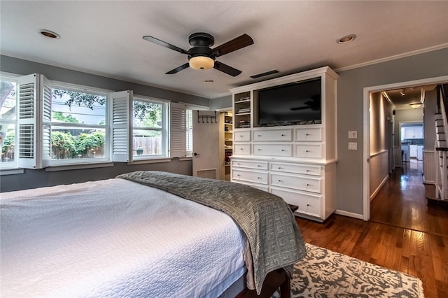 261 Louisiana Ave, Corpus Christi, TX 78404 - bedroom with dark wood-style flooring, a ceiling fan, baseboards, recessed lighting, and crown molding