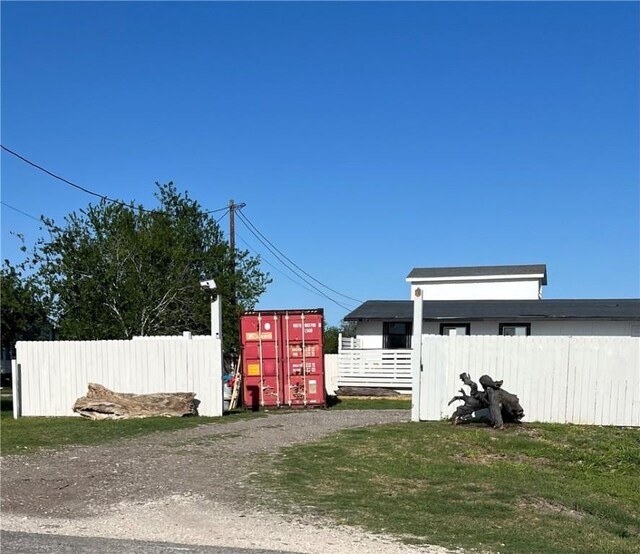 7092 County Road 4121, Taft, TX 78390 - photo 9