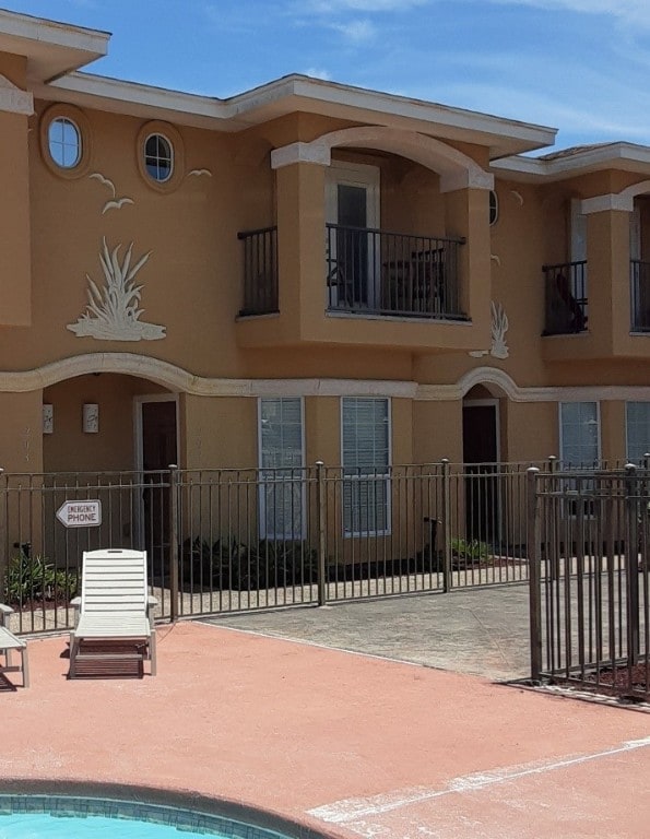 back of house featuring a patio